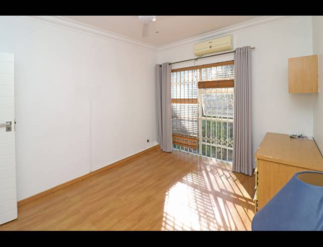 5 BEDROOM HOUSE FOR SALE IN LINKSFIELD